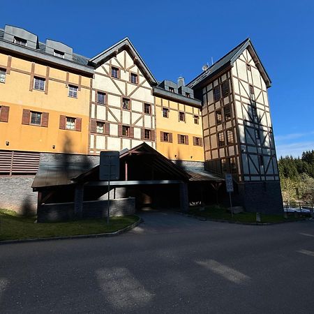 Apartman Petra Clinic Javor ペツ・ポト・スニェシュコウ エクステリア 写真
